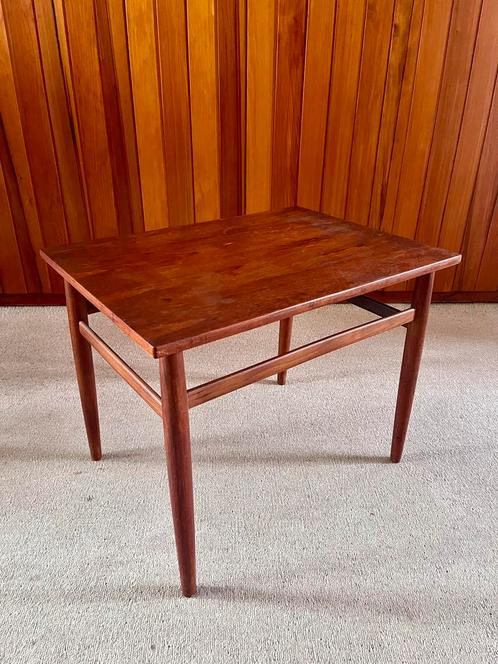 Scandinavisch design teak bijzet tafel, Antiek en Kunst, Antiek | Meubels | Tafels, Ophalen
