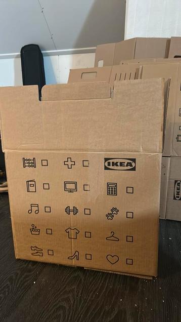 Ikea moving box beschikbaar voor biedingen