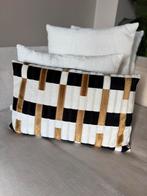 Claudi Pilaccio Sierkussen 40x60 cm - Stijlvol Design, Ophalen of Verzenden, Zo goed als nieuw, Beige, Rechthoekig