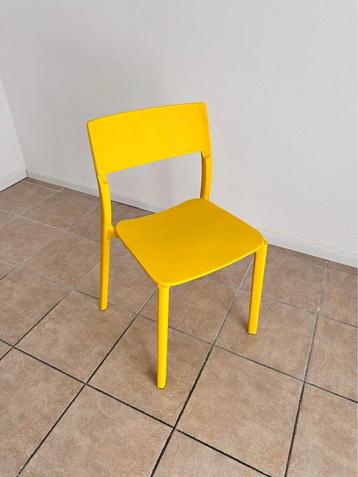 Ikea JANINGE stoel, geel beschikbaar voor biedingen