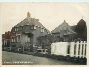 (379-242-033) Kantens  School met den Bijbel beschikbaar voor biedingen