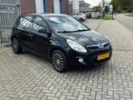 Hyundai I20 1.2i DynamicVersion 5 deurs! NL AUTO NAP! Airco, Gebruikt, Zwart, 4 cilinders, Zwart