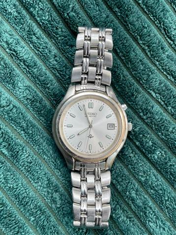 Seiko Kinetic 5M42 0A10 beschikbaar voor biedingen