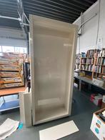 Hoogglans kasten wit met verlichting, Ophalen, 100 tot 150 cm, 200 cm of meer, Zo goed als nieuw