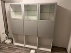 Ikea Besta Kast Wit met Lichtgrijze Deurtjes en verlichting, Ophalen, Kunststof, Gebruikt, 150 tot 200 cm