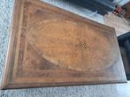 Massief houten antieke salon tafel, met inlegwerk., Ophalen