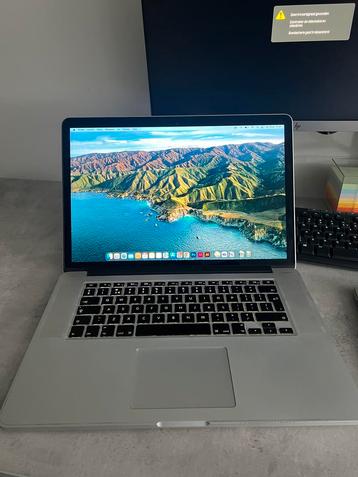 MacBook Pro Retina 15" - i7 16GB/256GB - Mid 2015 beschikbaar voor biedingen