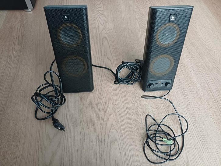 2 muziekboxen/ luidsprekers, Audio, Tv en Foto, Luidsprekers, Gebruikt, Minder dan 60 watt, Overige merken, Ophalen of Verzenden