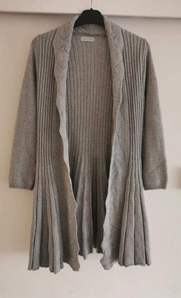 Les Zazies merinowol vest mt. S, Kleding | Dames, Truien en Vesten, Zo goed als nieuw, Maat 36 (S), Grijs, Verzenden