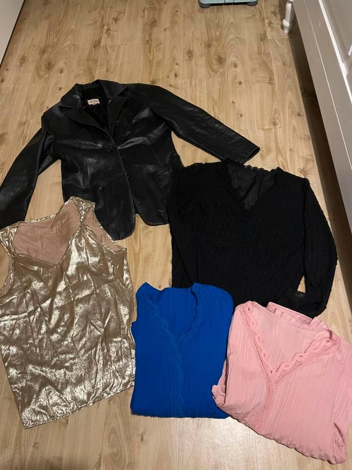 Mooi kledingpakket 16 stuks maat 38/40, Kleding | Dames, Dames-kledingpakketten, Zo goed als nieuw, Maat 38/40 (M), Ophalen of Verzenden