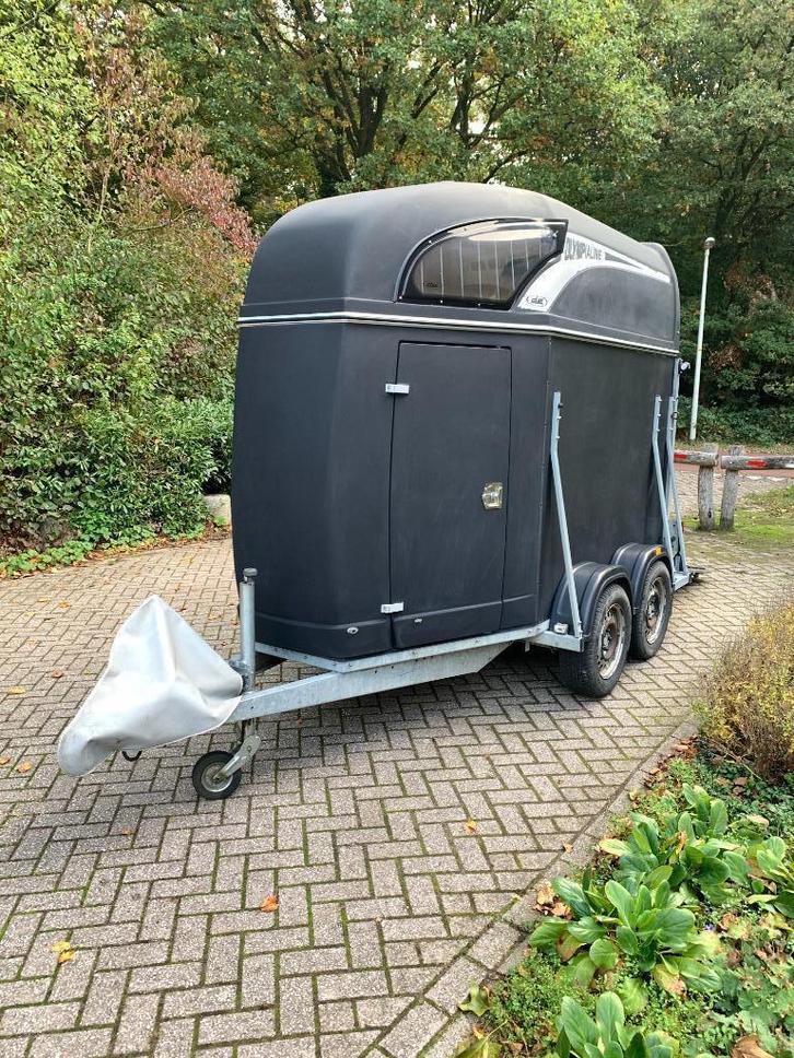 Zeer complete 1.5 Paards Atec Olympialine 145, Dieren en Toebehoren, Paarden en Pony's | Trailers en Aanhangwagens, Gebruikt, 1½-paards trailer