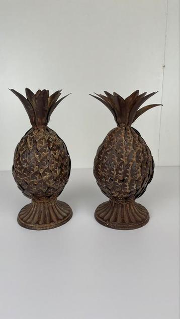 2 x Brutalist vintage bruin metalen ananas kandelaar