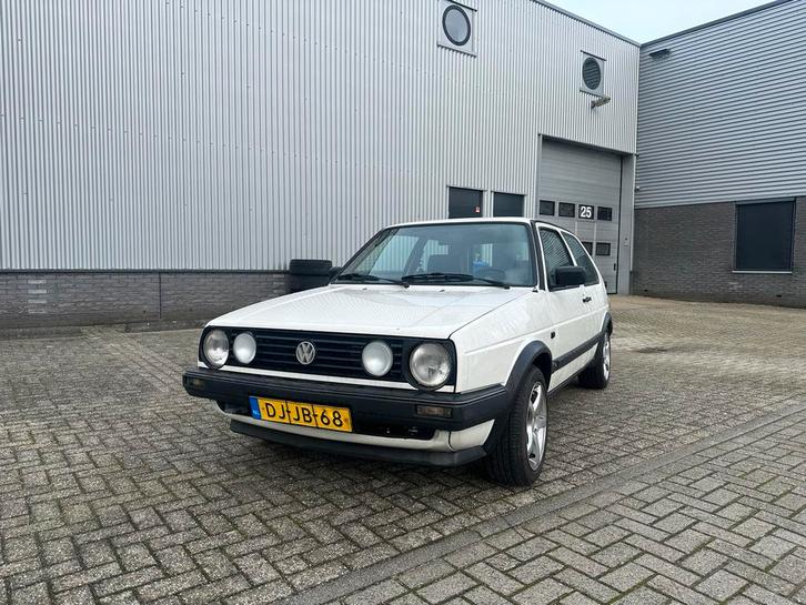 Volkswagen Golf 2 1.3 CL 1991, Auto's, Volkswagen, Particulier, Golf, Bluetooth, Climate control, Lichtmetalen velgen, Metallic lak