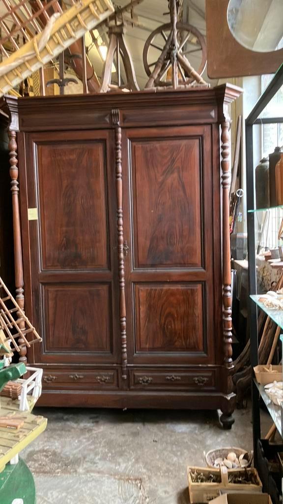 Hele grote antieke kast met 2 deuren en laden, Antiek en Kunst, Antiek | Meubels | Kasten, Ophalen