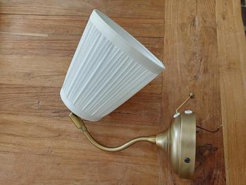 Ikea wandlamp messing witte kap Ärstid beschikbaar voor biedingen