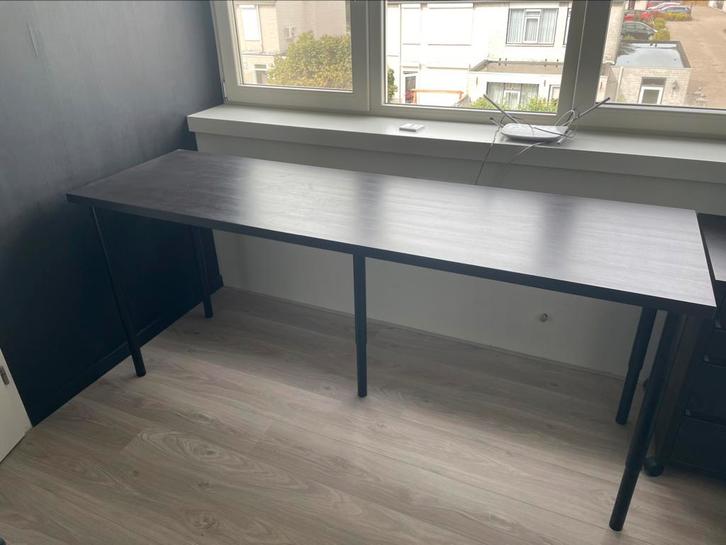 Ikea bureaublad met verstelbare poten, Huis en Inrichting, Bureaus, Gebruikt, Ophalen
