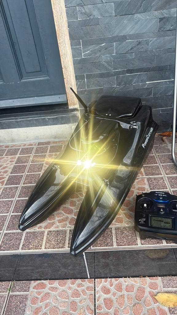 Voerboot Power Catcher met veel extras, Watersport en Boten, Hengelsport | Karpervissen, Gebruikt, Overige typen, Ophalen of Verzenden