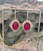 Vergulde edelsteen en kristallen oorhangers, Sieraden, Tassen en Uiterlijk, Oorbellen, Hangers, Met edelsteen, Nieuw, Ophalen of Verzenden