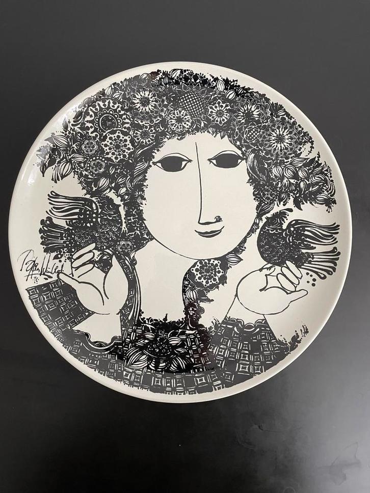 Björn Wiinblad ‘Mette’ wandbord ø36 Nymolle 1976, Antiek en Kunst, Antiek | Porselein, Ophalen of Verzenden