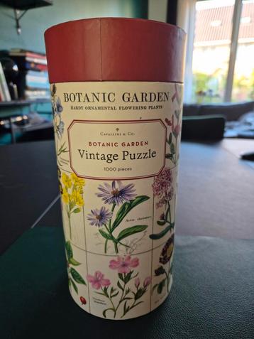 Cavallini & Co Vintage puzzel botanic garden  beschikbaar voor biedingen