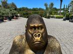 Brons -goud kleurig Gorilla beeld te koop, Tuin en Terras, Nieuw, Kunststof, Ophalen, Dierenbeeld