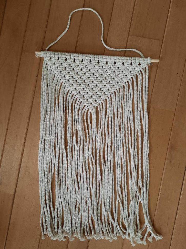 Macramé muur hanger beige geknoopt - nieuw -, Huis en Inrichting, Woonaccessoires | Wanddecoraties, Nieuw, Ophalen of Verzenden