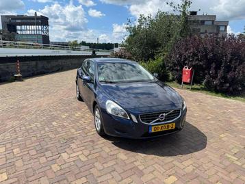 Volvo V60 1.6 T3 Kinetic beschikbaar voor biedingen
