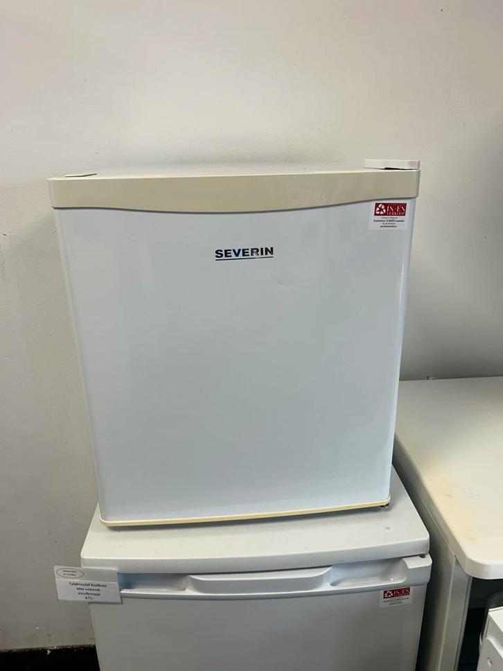 Severin kleinmodel vriezer incl garantie&bezorgen, Witgoed en Apparatuur, Vriezers en Diepvrieskisten, Zo goed als nieuw, Vrieskast