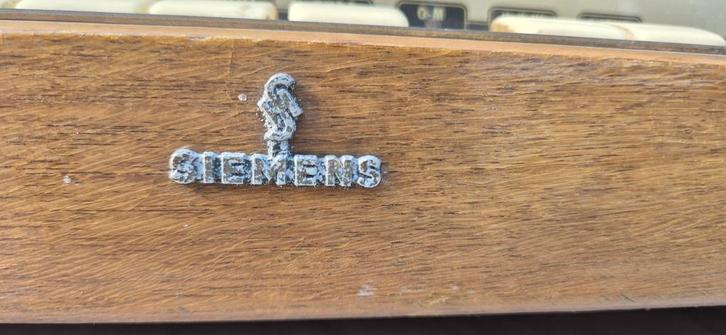 Vintage Siemens Radio - Jaren 60, Audio, Tv en Foto, Radio's, Gebruikt, Radio, Ophalen of Verzenden