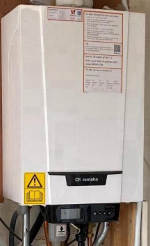 Remeha tzerra ace 28c cw4 hybride combi ketel, Doe-het-zelf en Verbouw, Verwarming en Radiatoren, Zo goed als nieuw, Cv-ketel of Combi-ketel