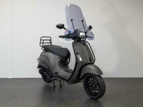 Vespa Sprint Guerilla Green NIEUW 0 KM CUSTOM, Fietsen en Brommers, Scooters | Vespa, Nieuw, Ophalen of Verzenden