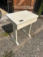 Kinder buro, Huis en Inrichting, Tafels | Sidetables, Gebruikt, 50 tot 100 cm, Ophalen of Verzenden, 25 tot 50 cm