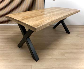 Landelijk industriële eettafel - mango tafel metalen x poot beschikbaar voor biedingen