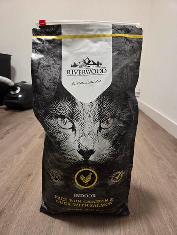 Riverwood premium kattenbrokken kattenvoer indoor 6kg beschikbaar voor biedingen