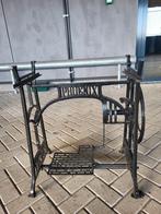 Naaimachine onderstel Phoenix, Ophalen