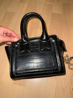 Zwarte Zara tas met gouden details, Ophalen of Verzenden, Gebruikt, Zwart, Handtas