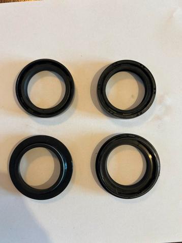 Oliekeeringen Oil seal voorvork fork 35 48 10 beschikbaar voor biedingen