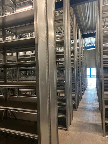 Nette Dexion legbordstelling magazijnstelling 4.4m hoog.   beschikbaar voor biedingen