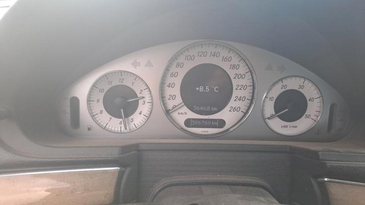 Mercedes-Benz E-Klasse 3.0 D E300 Bluetec Sedan AUT 2009, Auto's, Mercedes-Benz, Particulier, E-Klasse, Diesel, E, Sedan, Automaat