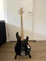 Music man sterling stingray basgitaar, Muziek en Instrumenten, Snaarinstrumenten | Gitaren | Bas, Ophalen, Gebruikt, Elektrisch