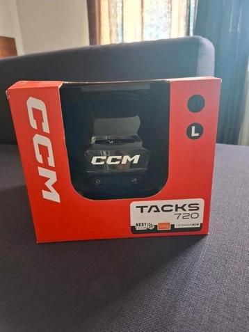 CCM Tacks 720 maat L beschikbaar voor biedingen