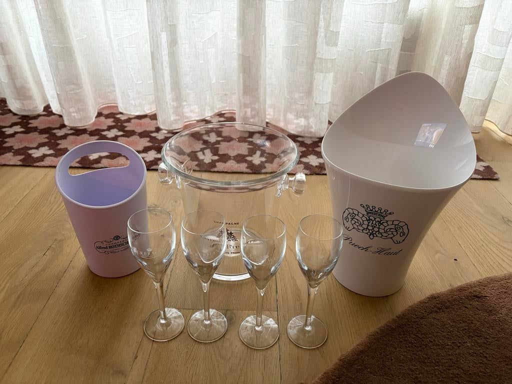 Champagne set met verschillende koelers en set van 4 glazen, Ophalen of Verzenden, Zo goed als nieuw