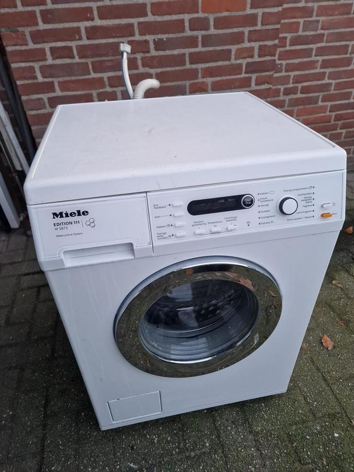 Miele edition 3 W5873, Witgoed en Apparatuur, Wasmachines, Gebruikt, Voorlader, 8 tot 10 kg, 1600 toeren of meer, Ophalen