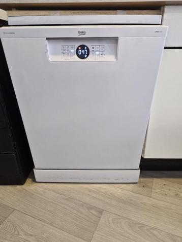 Beko Cornerintense vrijstaande vaatwasser (2023) beschikbaar voor biedingen