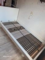 IKEA MALM 1PERSBED 90 X 200 CM( HOGE SERIE) +IKEA LATTENBODE, Ophalen, Gebruikt, 90 cm, Eenpersoons