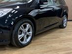 Ford Focus Wagon 1.0 EcoBoost Edition|Navigatie|Airco|, Euro 5, Gebruikt, Zwart, Zwart