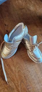 strazoro nieuw goudkleurige sneakers schoenen maat 38, Ophalen of Verzenden, Nieuw, Overige kleuren, Sneakers of Gympen