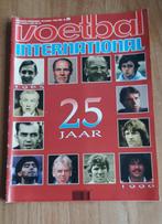 25 Jaar Voetbal International met v Basten Maradona, Verzenden, Zo goed als nieuw, Ajax, Boek of Tijdschrift