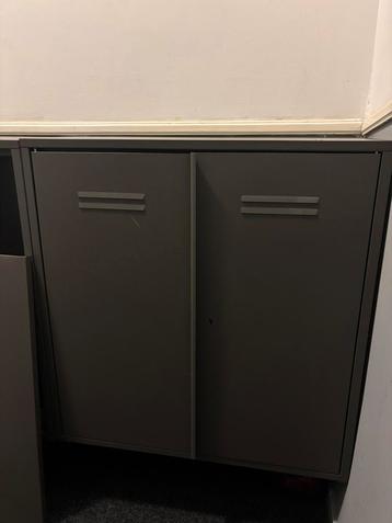 2 Kastjes/lockers beschikbaar voor biedingen