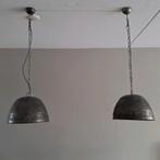 Twee industriële hanglampen, Huis en Inrichting, Lampen | Hanglampen, Ophalen